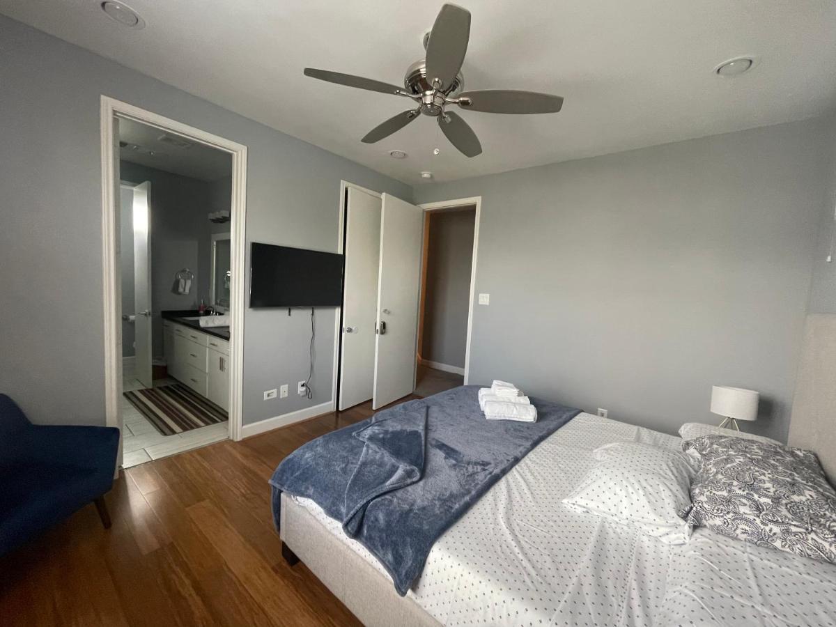 N-E-G Skai Midtown Of Houston Villa ภายนอก รูปภาพ