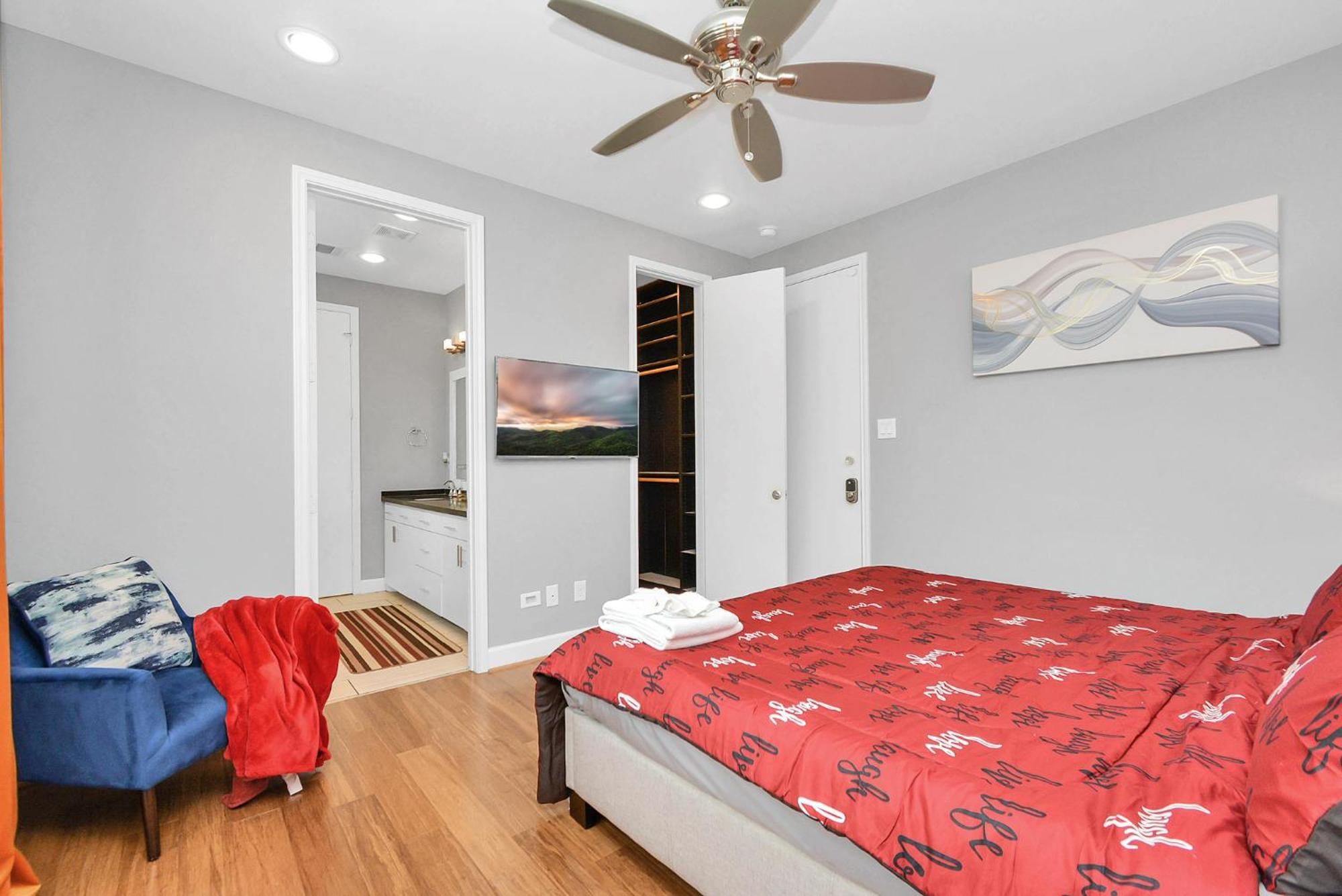 N-E-G Skai Midtown Of Houston Villa ภายนอก รูปภาพ