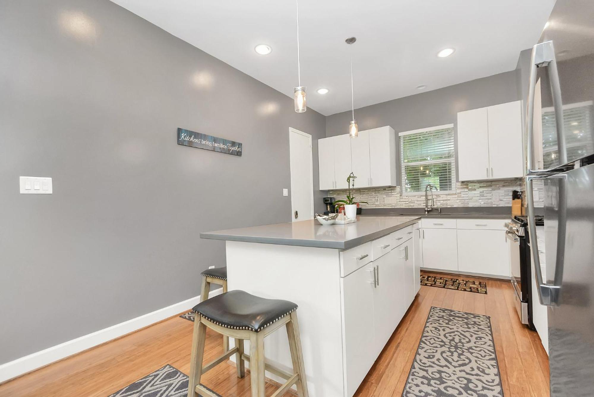 N-E-G Skai Midtown Of Houston Villa ภายนอก รูปภาพ